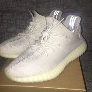 Yeezy Boost 350 v2 - Cream